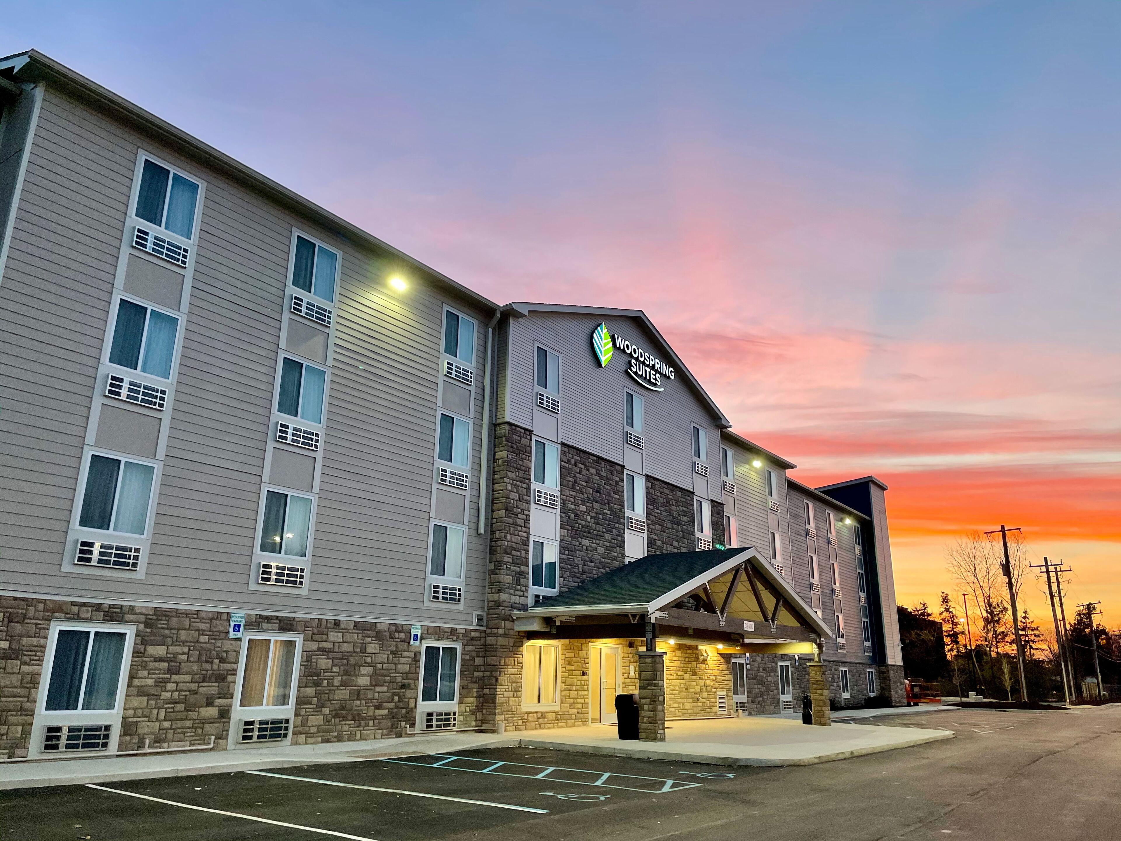 Staying Near Troy Sports Complex: 4 Budget Hotels Compared