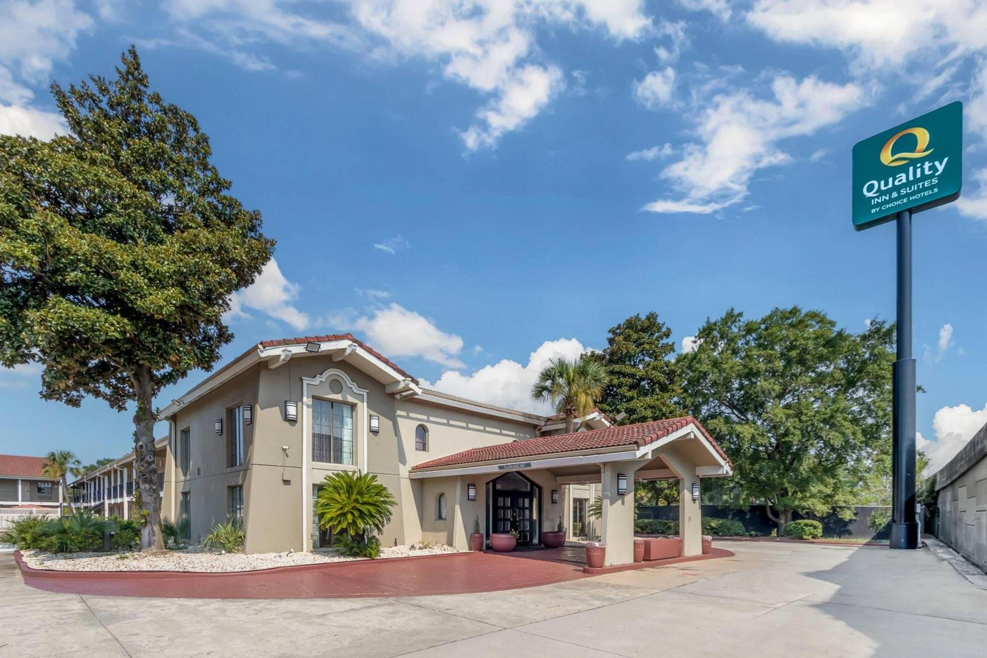 4 Top-Rated Family-Friendly Hotels in Lowcountry