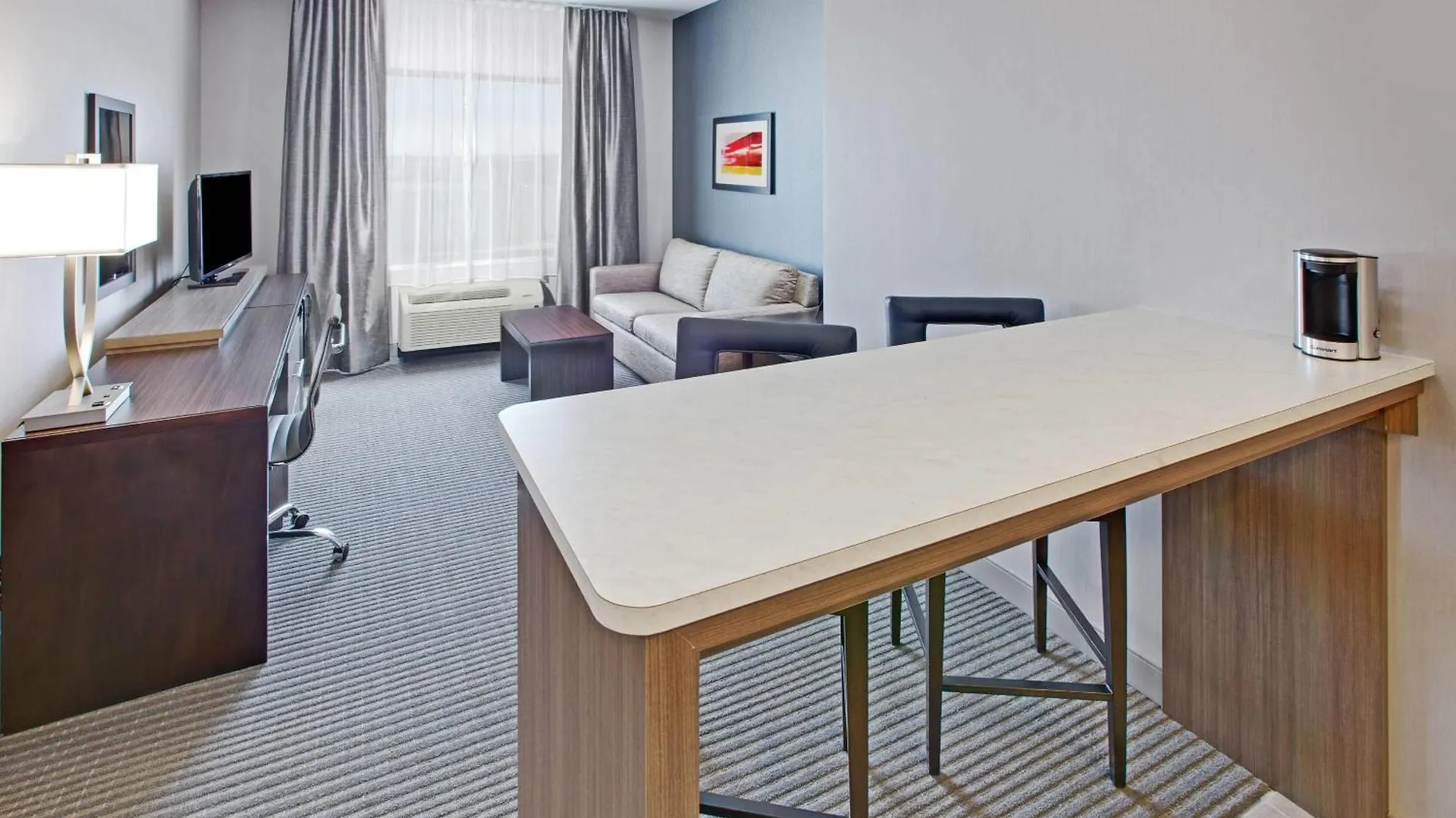 7 Smart Business Hotels Near San Angelo State Park
