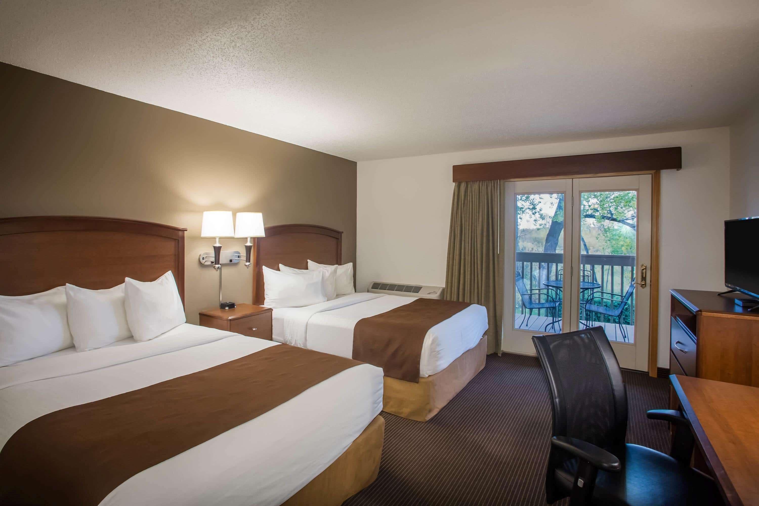 15 Smart Hotels In Minnesota Worth Booking